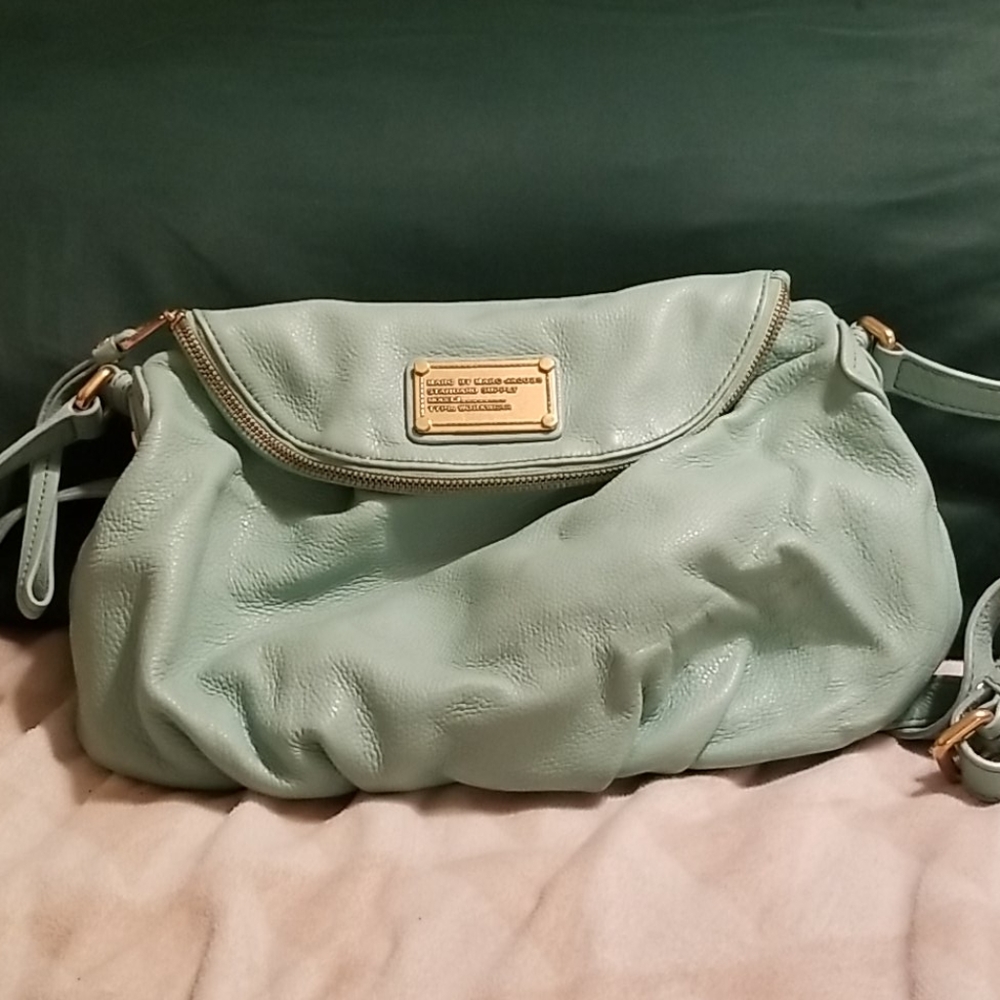 Crossbody bag